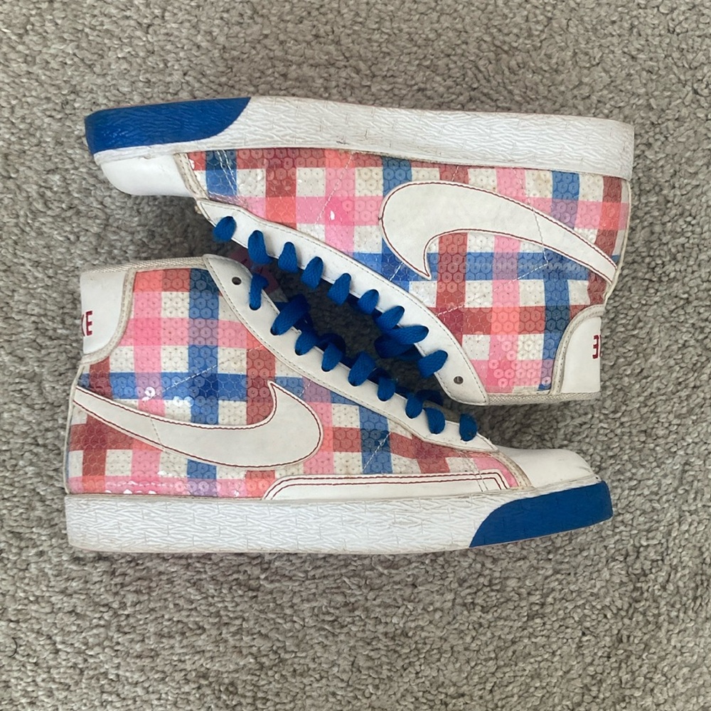 Nike Blazers, size 7